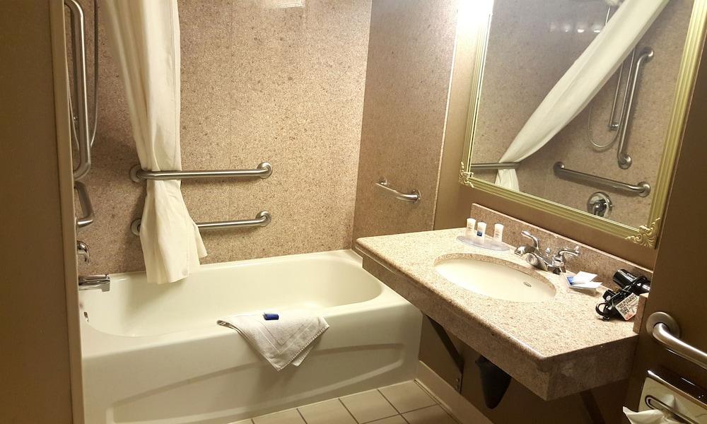Wingate By Wyndham Coon Rapids Hotell Eksteriør bilde
