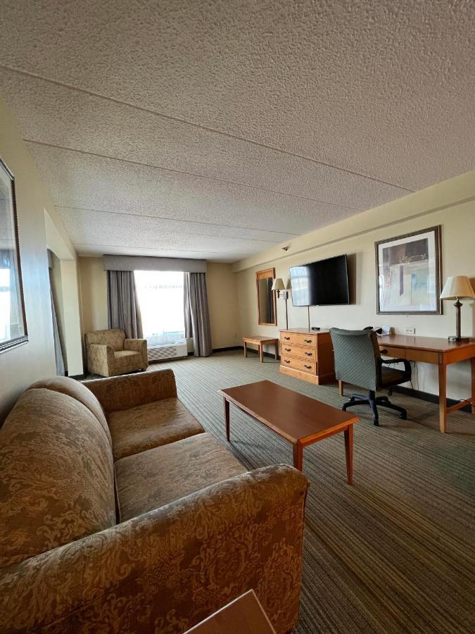 Wingate By Wyndham Coon Rapids Hotell Eksteriør bilde