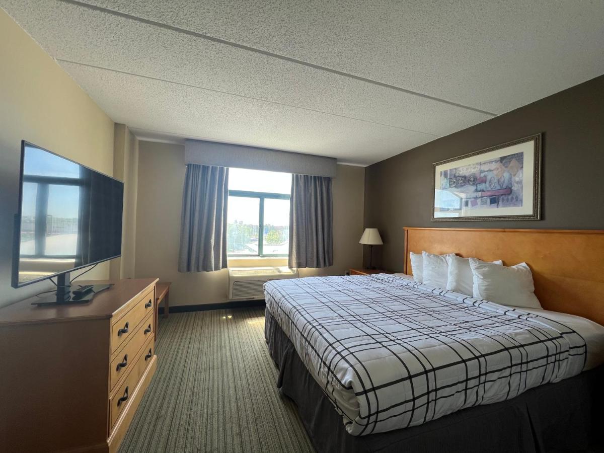 Wingate By Wyndham Coon Rapids Hotell Eksteriør bilde
