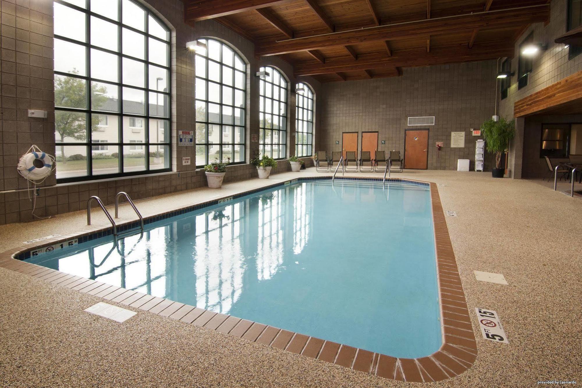 Wingate By Wyndham Coon Rapids Hotell Eksteriør bilde