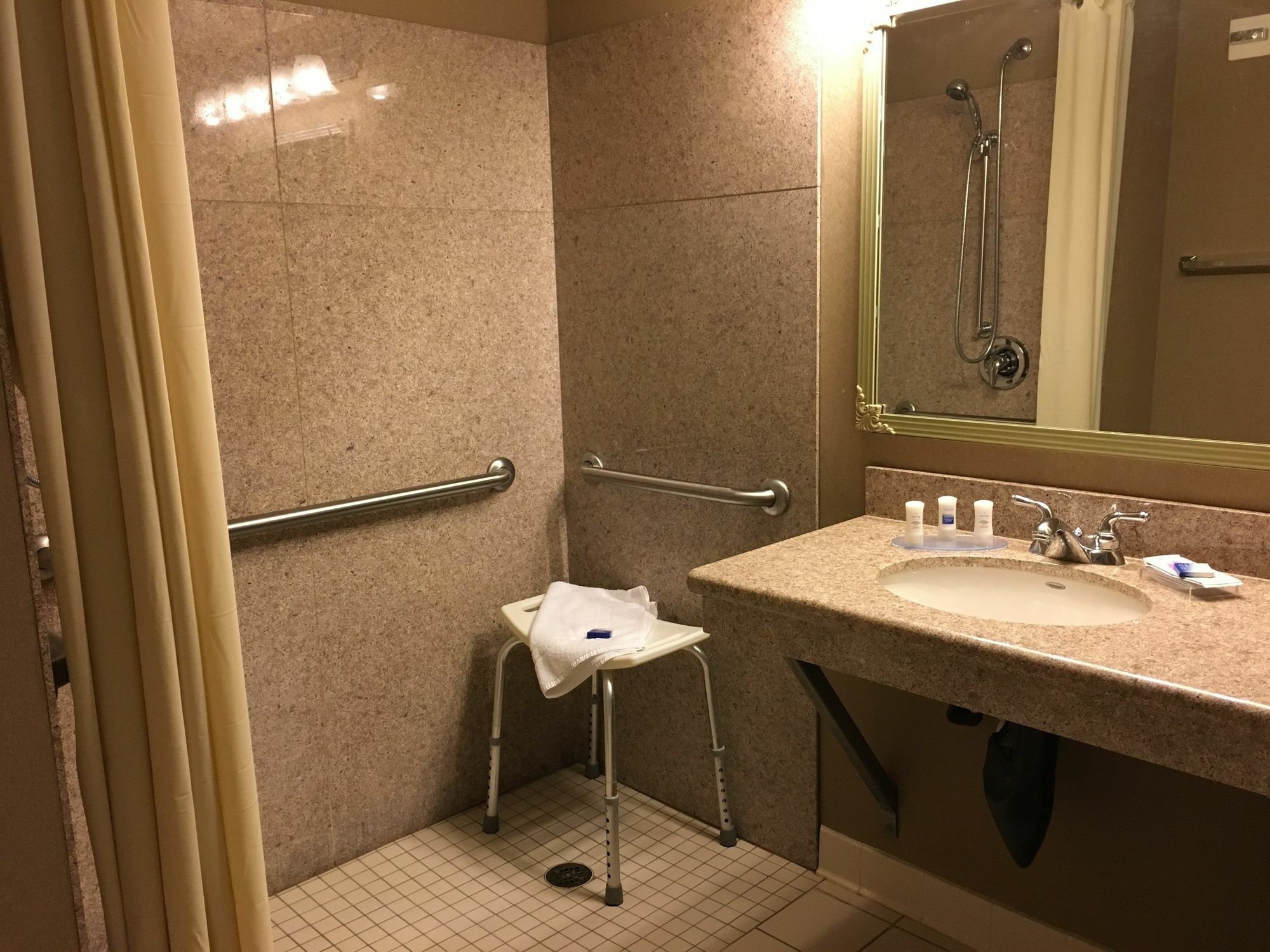 Wingate By Wyndham Coon Rapids Hotell Eksteriør bilde